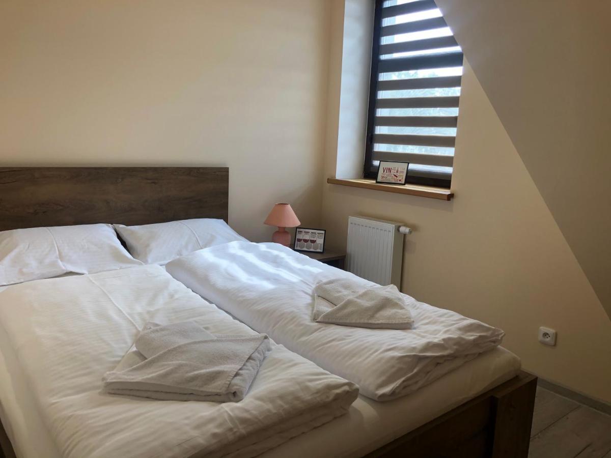 Apartamenty Alicja Dzierżoniów المظهر الخارجي الصورة